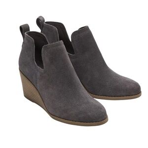 TOMS® Kallie Suede Wedge Booties in Pavement Grey Size 9 M No Box